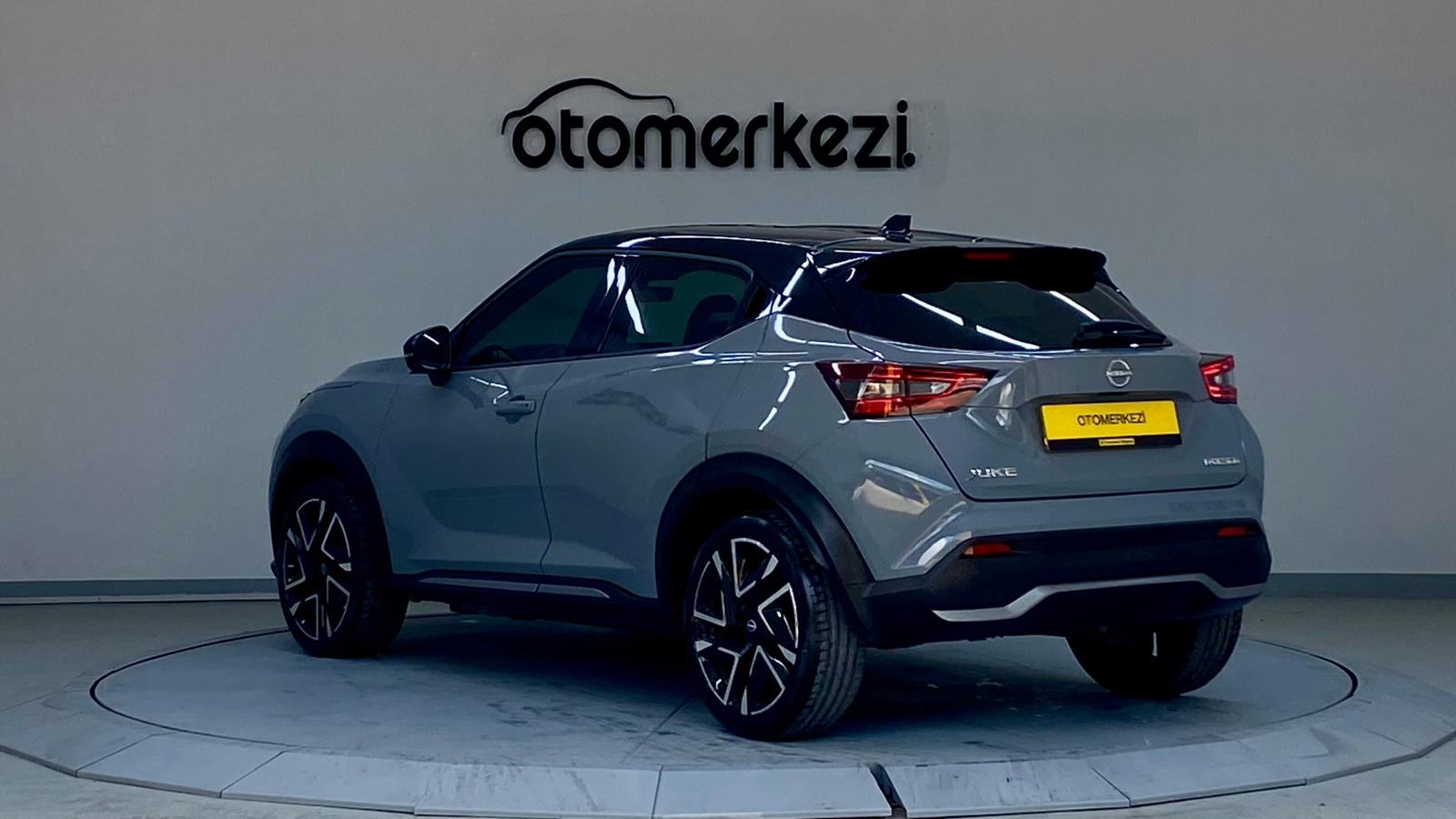 NISSAN JUKE 2